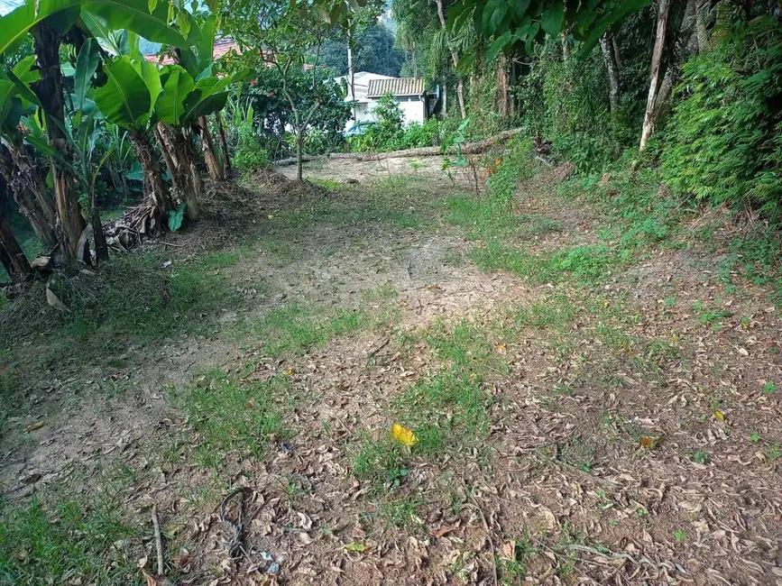 Foto 1 de Terreno / Lote à venda, 300m2 em Mairipora - SP