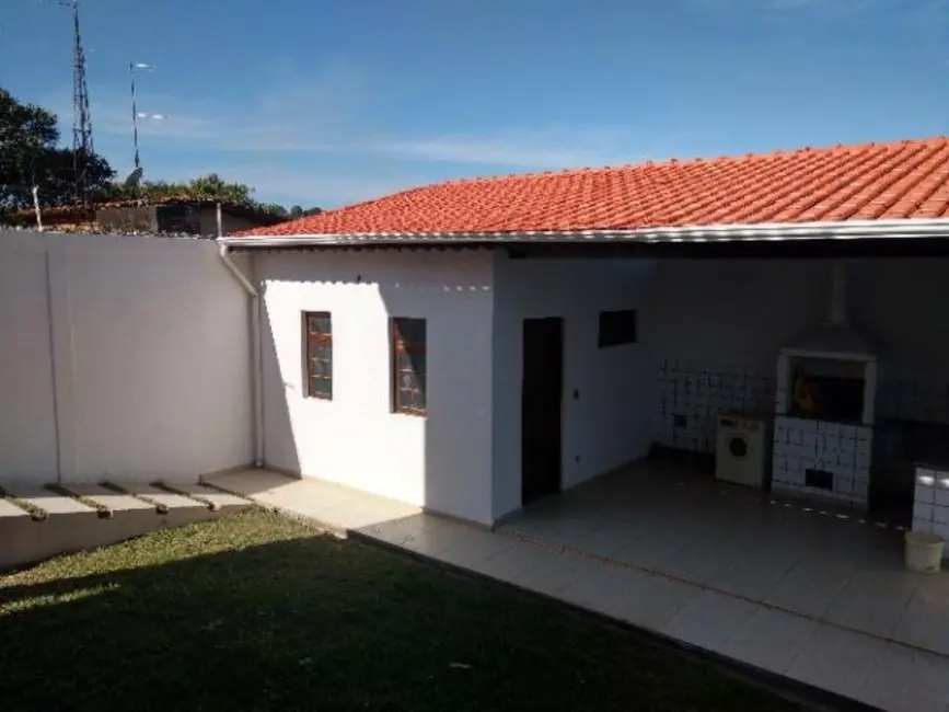 Foto 4 de Casa com 4 quartos à venda e para alugar, 300m2 em Mairipora - SP