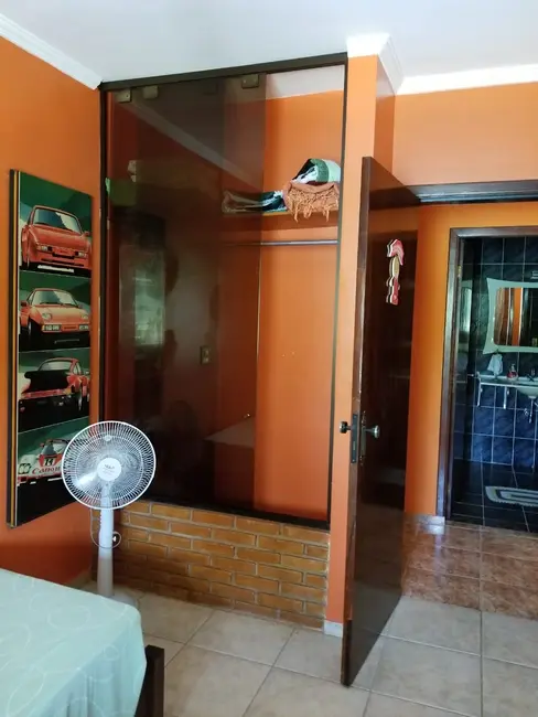 Foto 6 de Chácara com 6 quartos à venda, 1249m2 em Igarata - SP