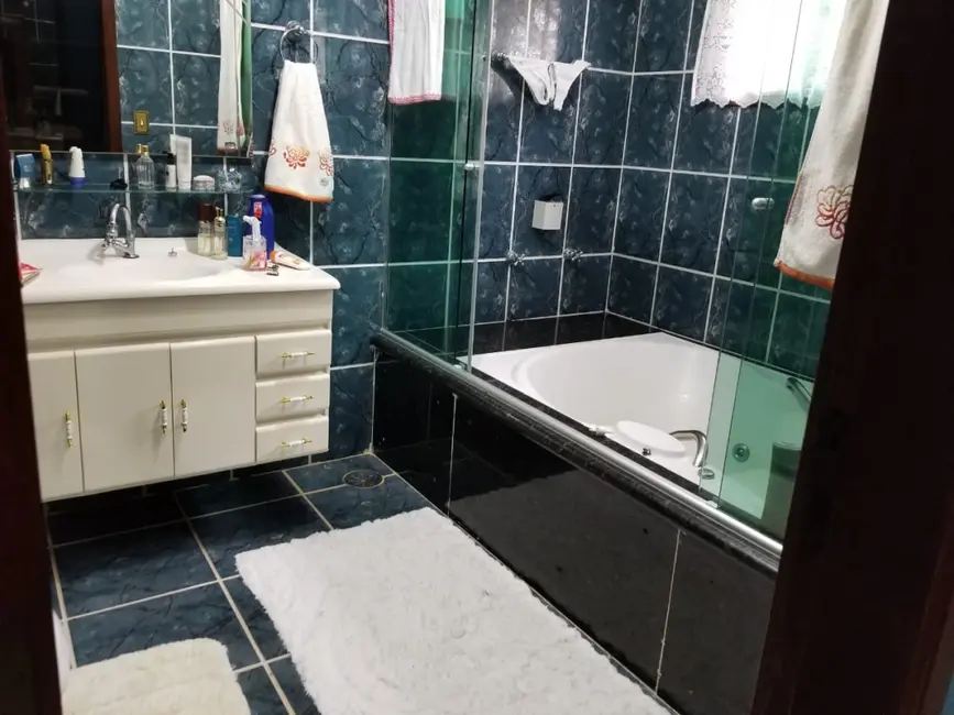 Foto 4 de Chácara com 6 quartos à venda, 1249m2 em Igarata - SP