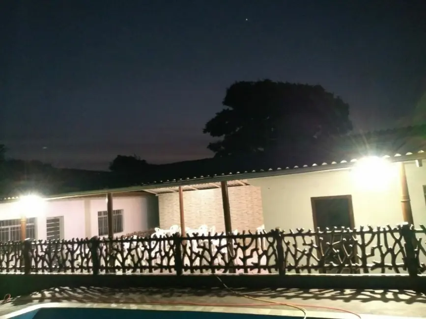 Chácara com 1 quarto à venda, 300m2 em Vila Amália, Franco Da Rocha - SP - imagem 8 Foto 8 de Chácara com 1 quarto à venda, 300m2 em Vila Amália, Franco Da Rocha - SP