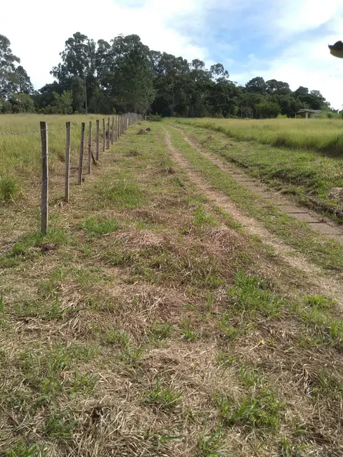 Foto 2 de Terreno / Lote à venda, 27300m2 em Vargem - SP