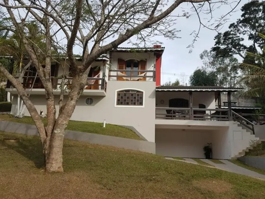 Casa com 4 quartos à venda, 500m2 em Mairipora - SP - imagem 7 Foto 7 de Casa com 4 quartos à venda, 500m2 em Mairipora - SP