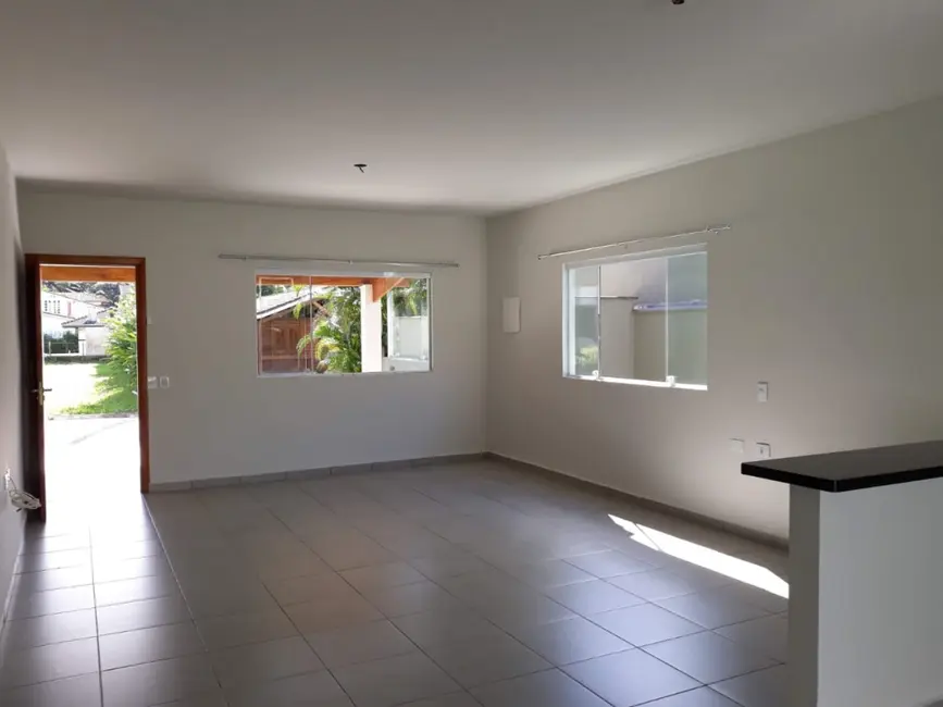 Foto 3 de Casa de Condomínio com 3 quartos à venda, 450m2 em Ubatuba - SP