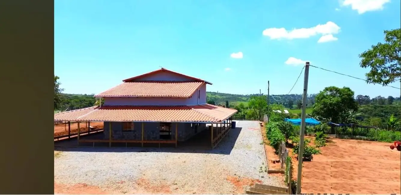 Fazenda / Haras com 4 quartos à venda, 500m2 em Oliveira - MG - imagem 7 Foto 7 de Fazenda / Haras com 4 quartos à venda, 500m2 em Oliveira - MG