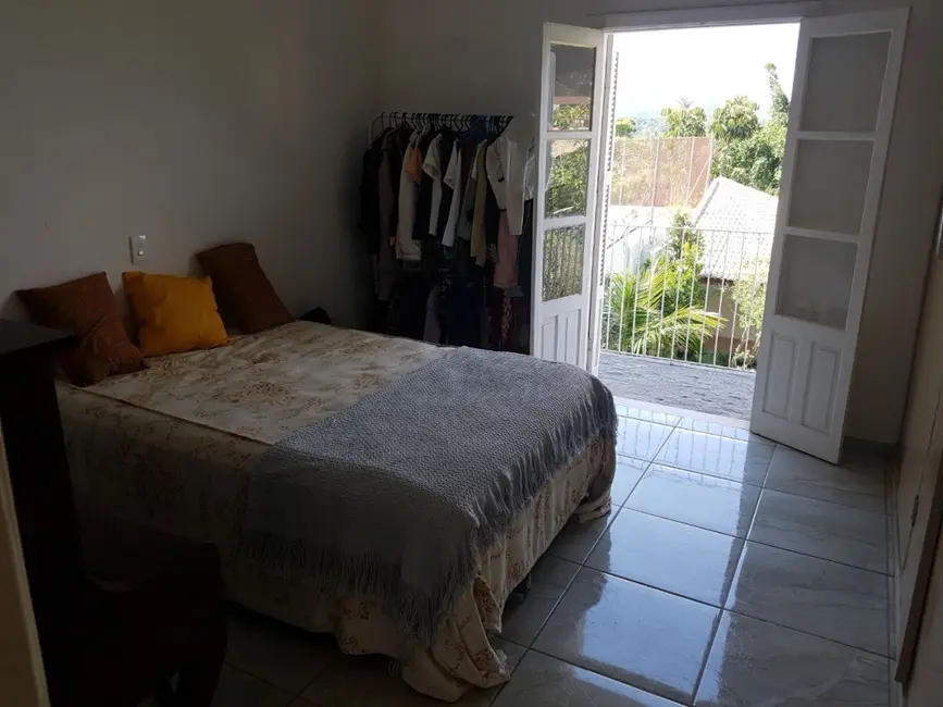 Foto 3 de Casa com 3 quartos à venda, 600m2 em Atibaia - SP