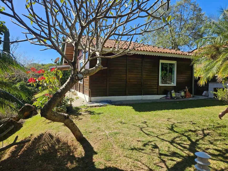 Foto 3 de Chácara com 3 quartos à venda, 110m2 em Chácaras Maringá, Atibaia - SP