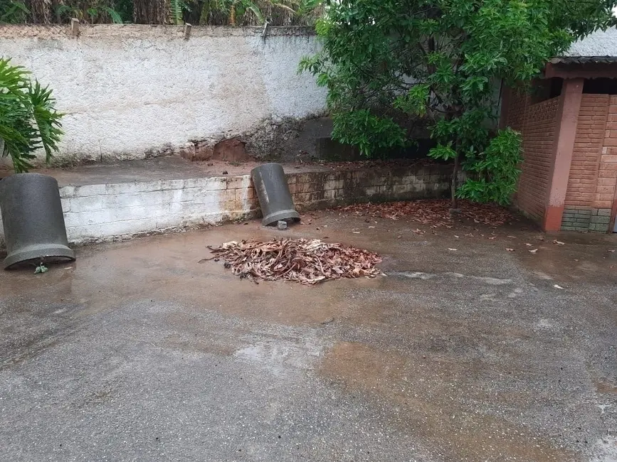 Foto 8 de Chácara com 2 quartos à venda, 200m2 em Jardim Estância Brasil, Atibaia - SP