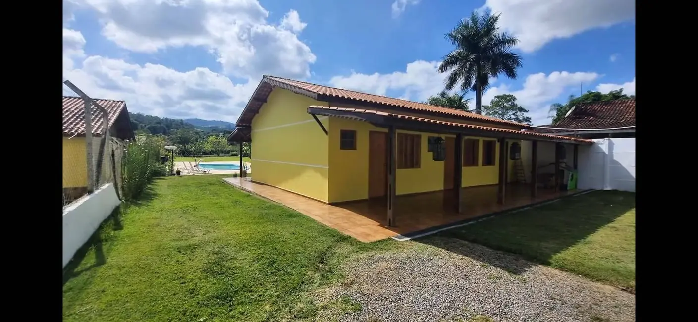Foto 2 de Chácara com 6 quartos à venda, 300m2 em Mãe dos Homens, Braganca Paulista - SP