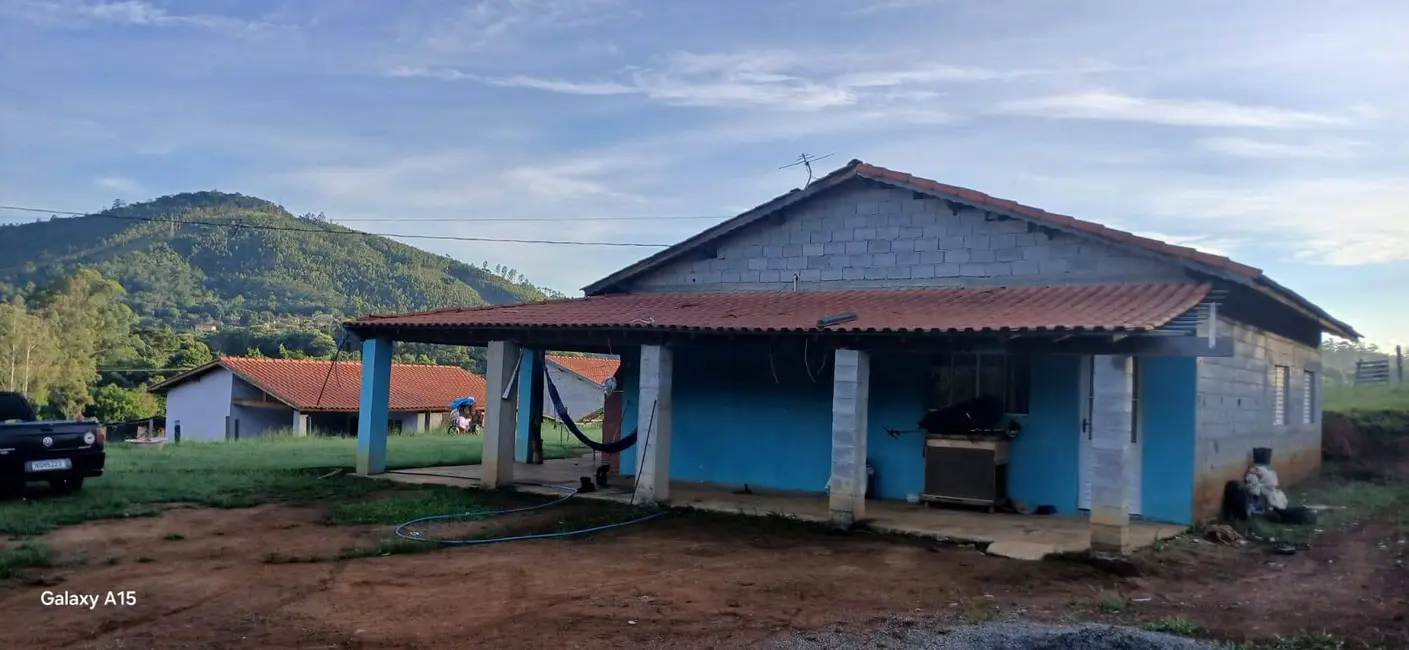 Foto 2 de Chácara com 3 quartos à venda, 200m2 em Bairro do Menin, Braganca Paulista - SP