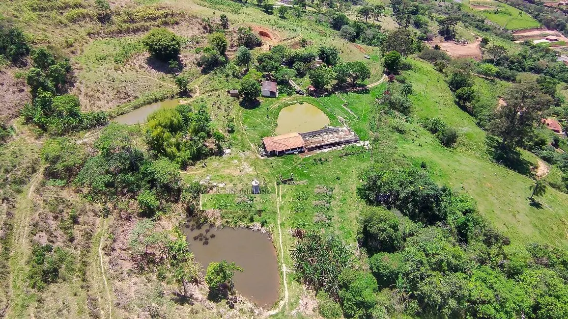 Foto 1 de Sítio / Rancho com 3 quartos à venda, 300m2 em Joanopolis - SP
