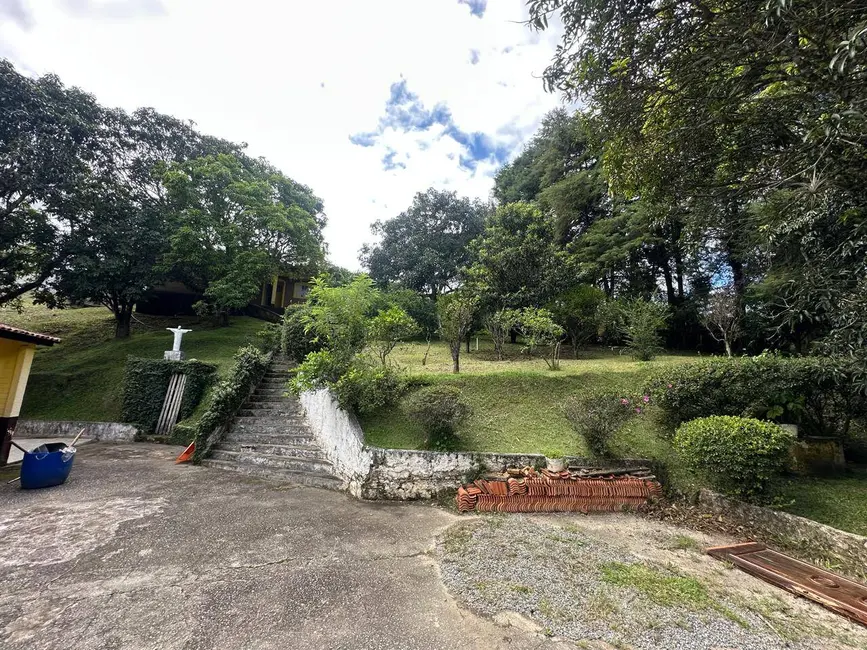 Foto 6 de Chácara com 6 quartos à venda, 300m2 em Santa Isabel - SP