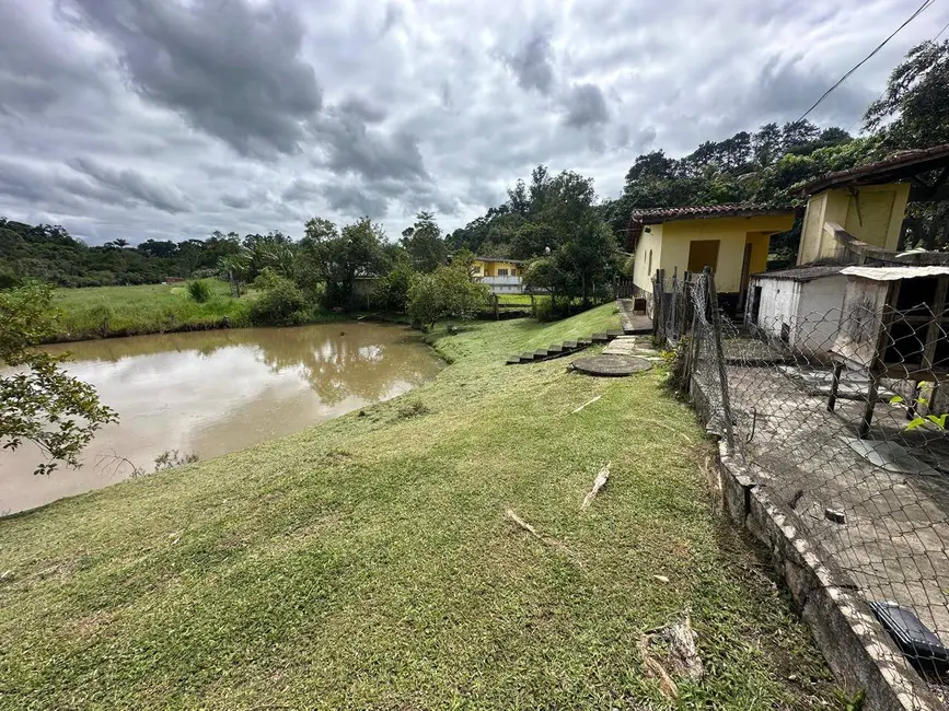 Foto 7 de Chácara com 6 quartos à venda, 300m2 em Santa Isabel - SP