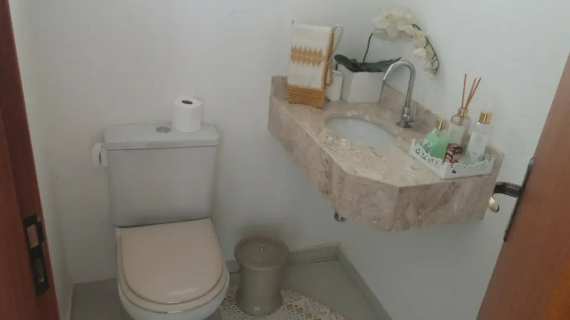 Foto 9 de Casa de Condomínio à venda, 300m2 em Centro, Atibaia - SP