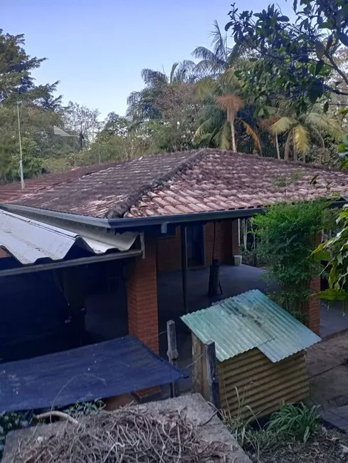 Chácara com 2 quartos à venda, 150m2 em Jarinu - SP - imagem 6 Foto 6 de Chácara com 2 quartos à venda, 150m2 em Jarinu - SP