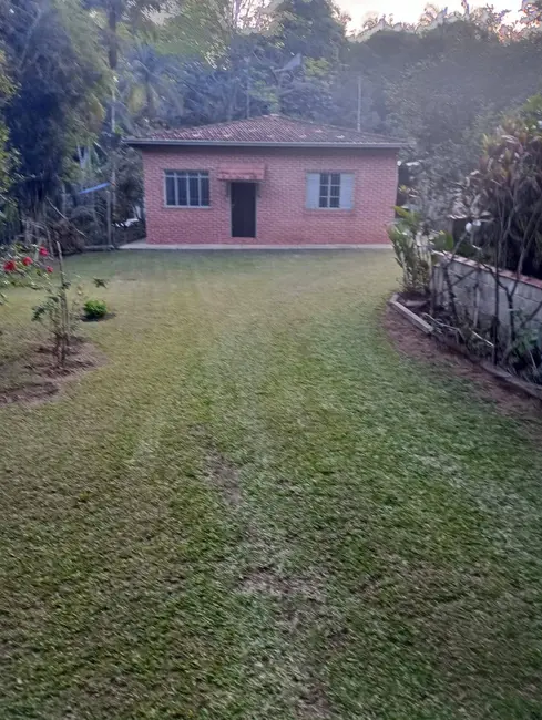 Chácara com 2 quartos à venda, 150m2 em Jarinu - SP - imagem 1 Foto 1 de Chácara com 2 quartos à venda, 150m2 em Jarinu - SP