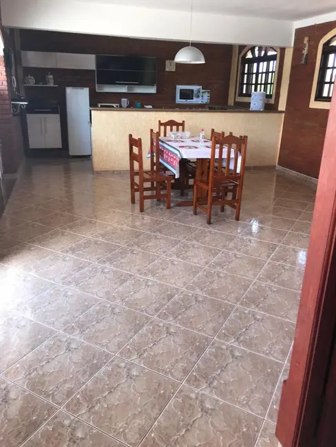 Chácara com 3 quartos à venda, 2604m2 em Jarinu - SP - imagem 8 Foto 8 de Chácara com 3 quartos à venda, 2604m2 em Jarinu - SP