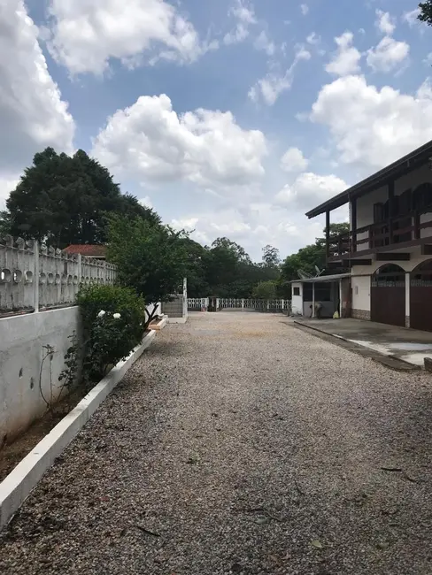 Chácara com 3 quartos à venda, 2604m2 em Jarinu - SP - imagem 2 Foto 2 de Chácara com 3 quartos à venda, 2604m2 em Jarinu - SP