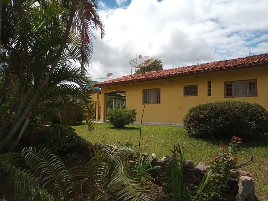 Foto 4 de Chácara com 2 quartos à venda, 200m2 em Pedra Bela - SP