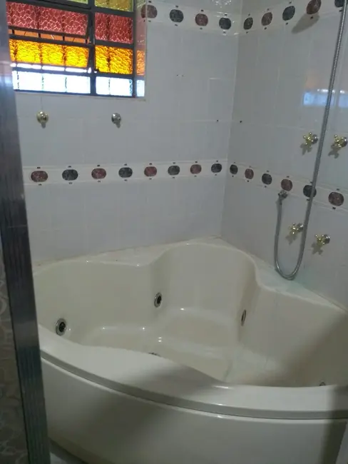 Foto 2 de Chácara com 4 quartos à venda, 300m2 em Ponte Alta, Atibaia - SP