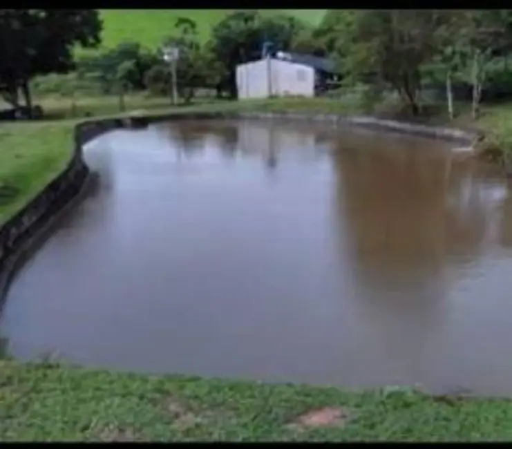 Foto 3 de Sítio / Rancho com 2 quartos à venda, 300m2 em Área Rural de Jacareí, Jacarei - SP