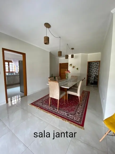 Foto 16 de Casa à venda, 297m2 em Jardim Ipê, Atibaia - SP