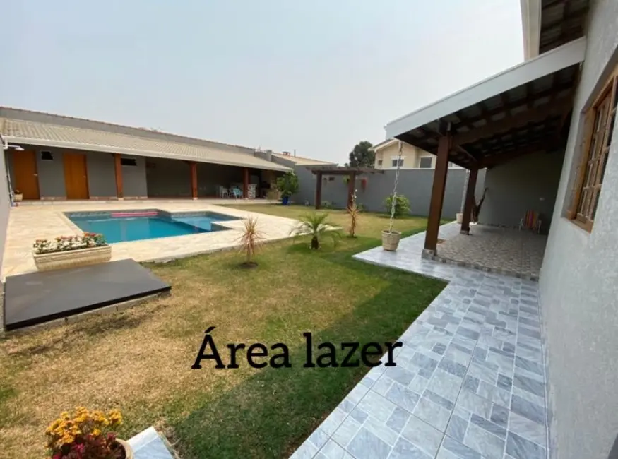 Foto 1 de Casa à venda, 297m2 em Jardim Ipê, Atibaia - SP