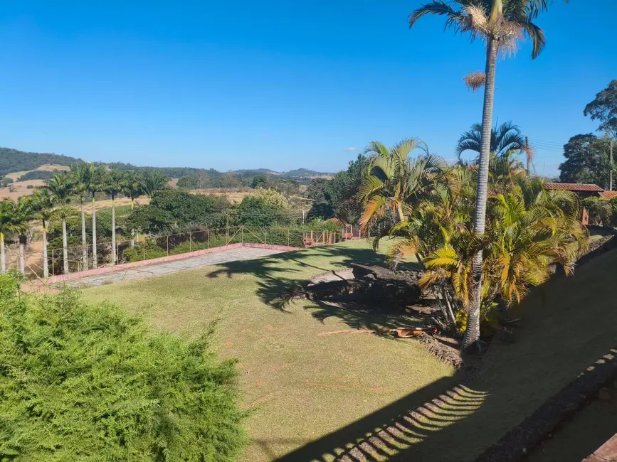 Foto 1 de Chácara com 3 quartos à venda, 400m2 em Pinhalzinho - SP