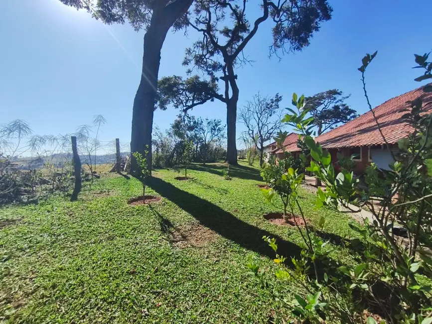 Foto 9 de Chácara com 3 quartos à venda, 400m2 em Pinhalzinho - SP