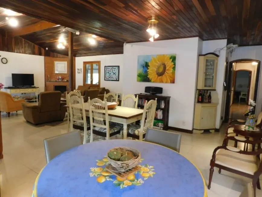 Foto 3 de Chácara à venda, 1000m2 em Jardim Estância Brasil, Atibaia - SP