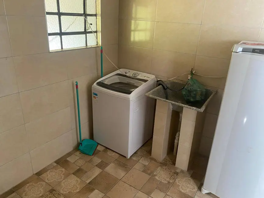 Foto 4 de Chácara com 3 quartos à venda, 150m2 em Pinhalzinho - SP