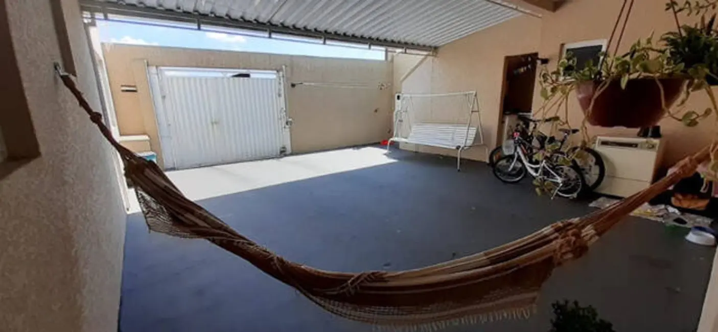 Casa com 3 quartos à venda, 130m2 em Jardim das Cerejeiras, Atibaia - SP - imagem 5 Foto 5 de Casa com 3 quartos à venda, 130m2 em Jardim das Cerejeiras, Atibaia - SP