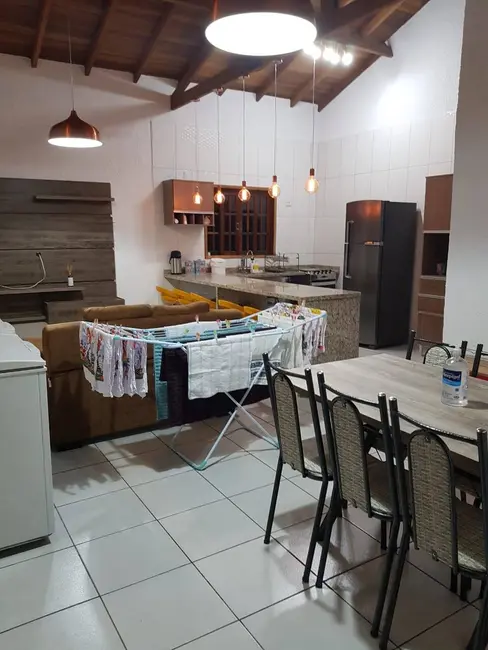 Foto 3 de Casa de Condomínio com 2 quartos à venda, 100m2 em Vitória Régia, Atibaia - SP