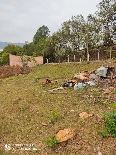 Chácara com 1 quarto à venda, 70m2 em Bairro dos Pires, Extrema - MG - imagem 5 Foto 5 de Chácara com 1 quarto à venda, 70m2 em Bairro dos Pires, Extrema - MG
