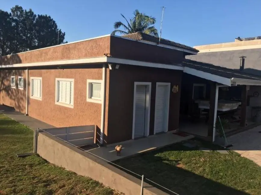 Foto 1 de Chácara com 3 quartos à venda, 1140m2 em Campos de Atibaia, Atibaia - SP