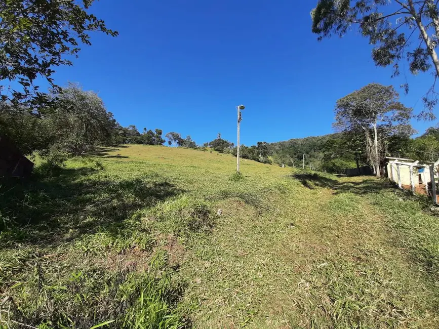 Sítio / Rancho com 2 quartos à venda, 300m2 em Nazare Paulista - SP - imagem 6 Foto 6 de Sítio / Rancho com 2 quartos à venda, 300m2 em Nazare Paulista - SP