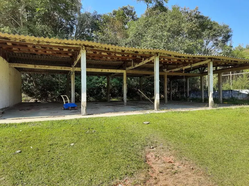 Sítio / Rancho com 2 quartos à venda, 300m2 em Nazare Paulista - SP - imagem 5 Foto 5 de Sítio / Rancho com 2 quartos à venda, 300m2 em Nazare Paulista - SP