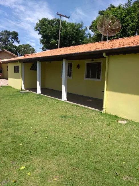 Foto 2 de Chácara com 2 quartos à venda, 120m2 em Estância San Remo, Atibaia - SP