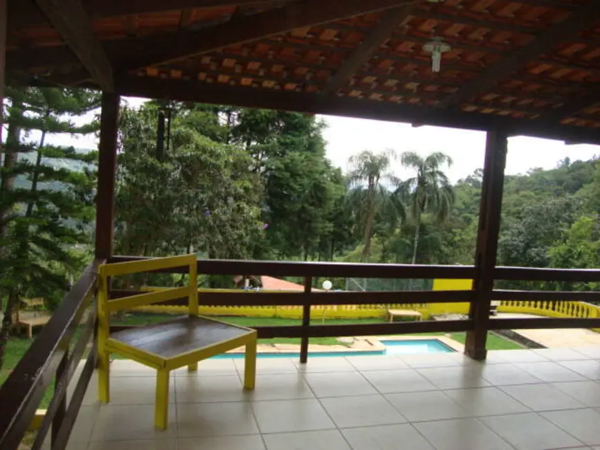 Chácara com 3 quartos à venda, 200m2 em Mairipora - SP - imagem 5 Foto 5 de Chácara com 3 quartos à venda, 200m2 em Mairipora - SP