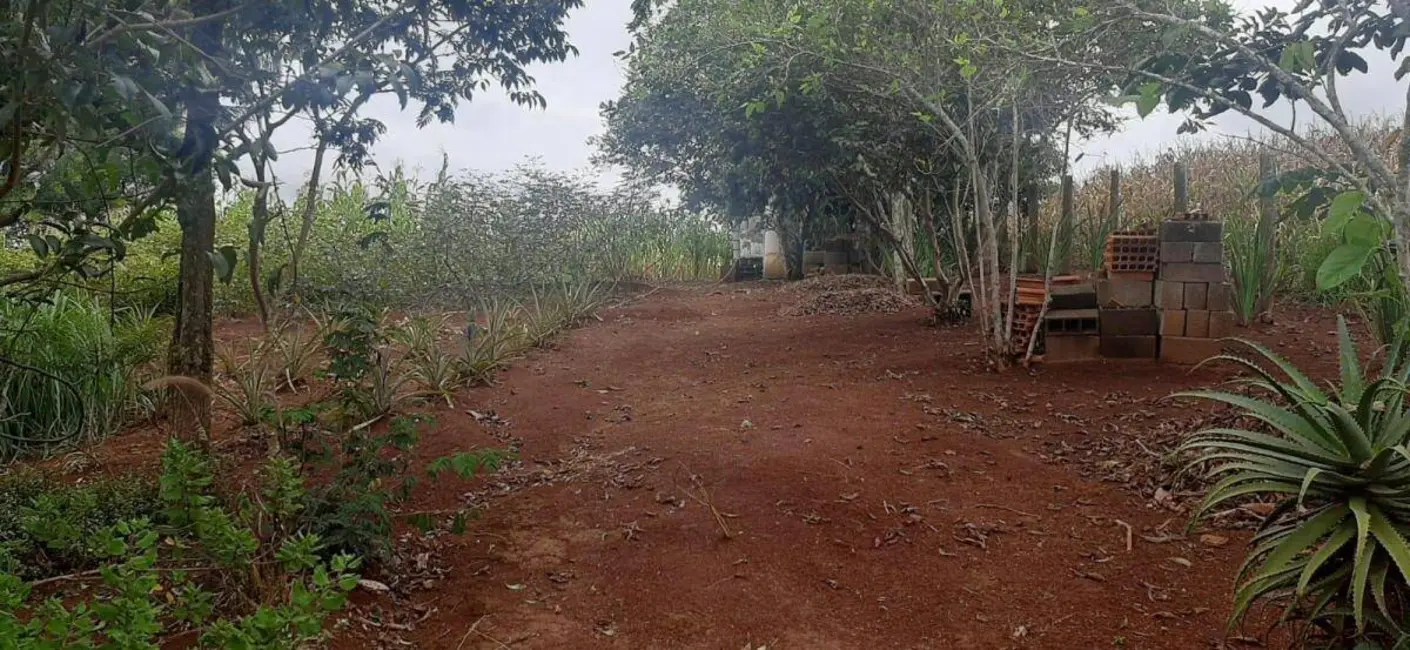 Chácara com 2 quartos à venda, 200m2 em Tuiuti - SP - imagem 4 Foto 4 de Chácara com 2 quartos à venda, 200m2 em Tuiuti - SP
