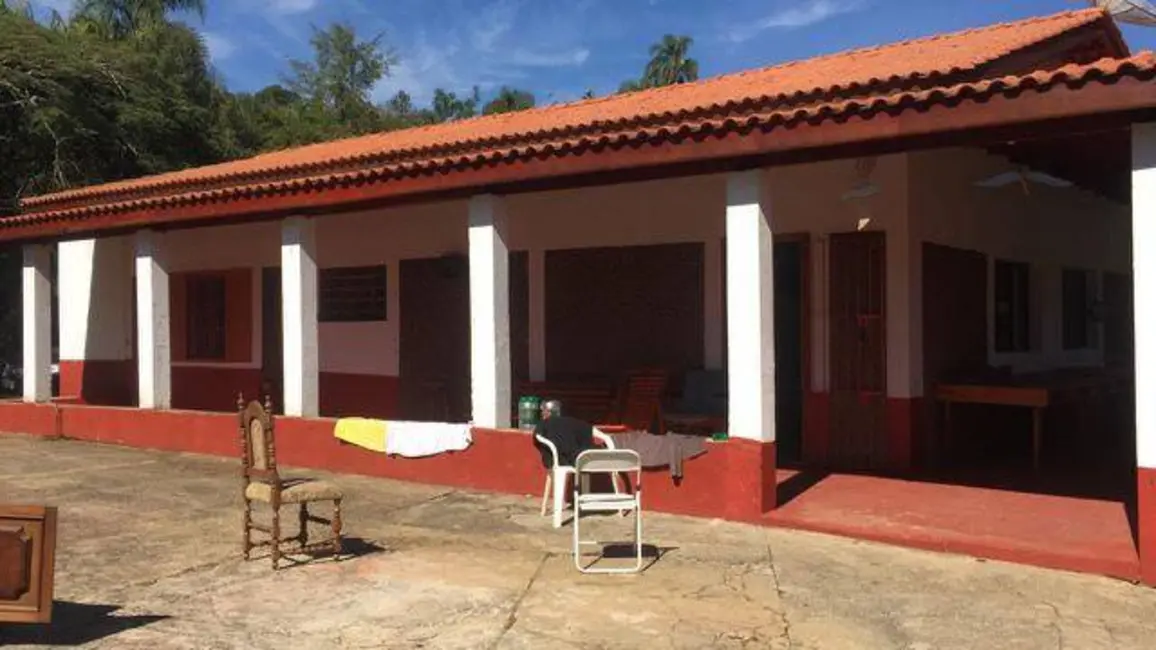 Foto 6 de Chácara com 4 quartos à venda e para alugar, 300m2 em Água Comprida, Braganca Paulista - SP
