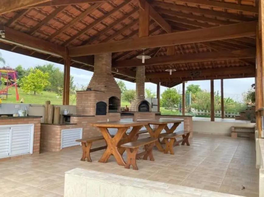 Chácara com 5 quartos à venda, 3000m2 em Jardim Eneide, Atibaia - SP - imagem 5 Foto 5 de Chácara com 5 quartos à venda, 3000m2 em Jardim Eneide, Atibaia - SP