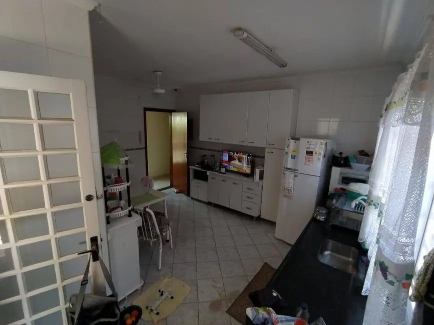 Foto 7 de Casa com 3 quartos à venda, 200m2 em Jardim do Lago, Atibaia - SP