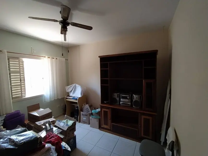 Foto 4 de Casa com 3 quartos à venda, 200m2 em Jardim do Lago, Atibaia - SP