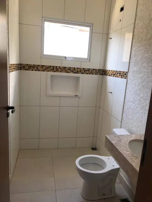 Foto 2 de Casa com 2 quartos à venda, 70m2 em Jardim das Cerejeiras, Atibaia - SP