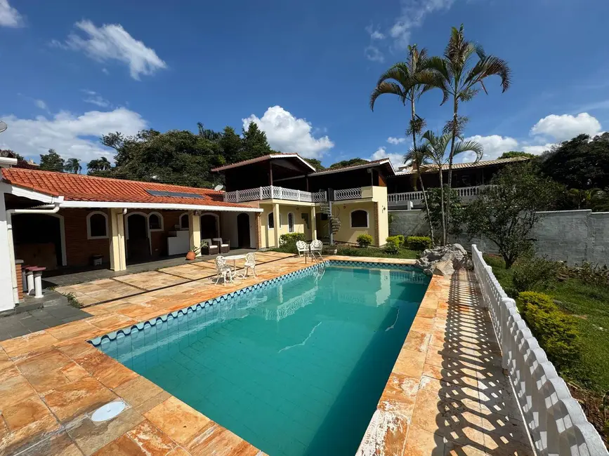 Foto 3 de Chácara com 4 quartos à venda, 1344m2 em Centro, Mairipora - SP