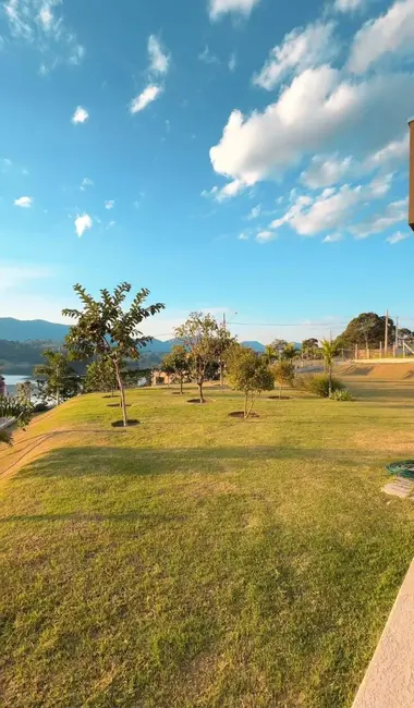 Casa de Condomínio com 3 quartos à venda, 220m2 em Joanopolis - SP - imagem 6 Foto 6 de Casa de Condomínio com 3 quartos à venda, 220m2 em Joanopolis - SP