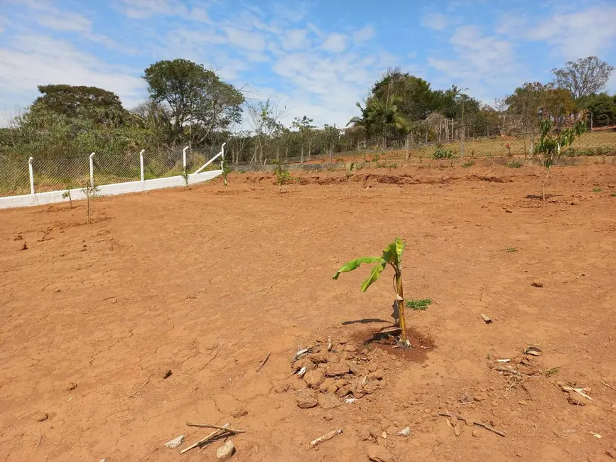 Foto 2 de Terreno / Lote à venda, 2785m2 em Chácaras Fernão Dias, Atibaia - SP