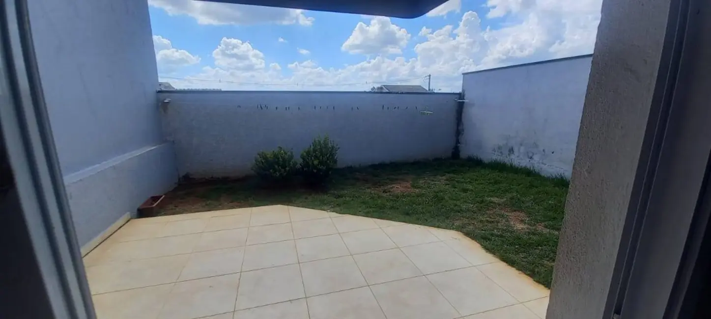 Foto 3 de Sobrado com 3 quartos à venda, 102m2 em Residencial Quinta dos Vinhedos, Braganca Paulista - SP