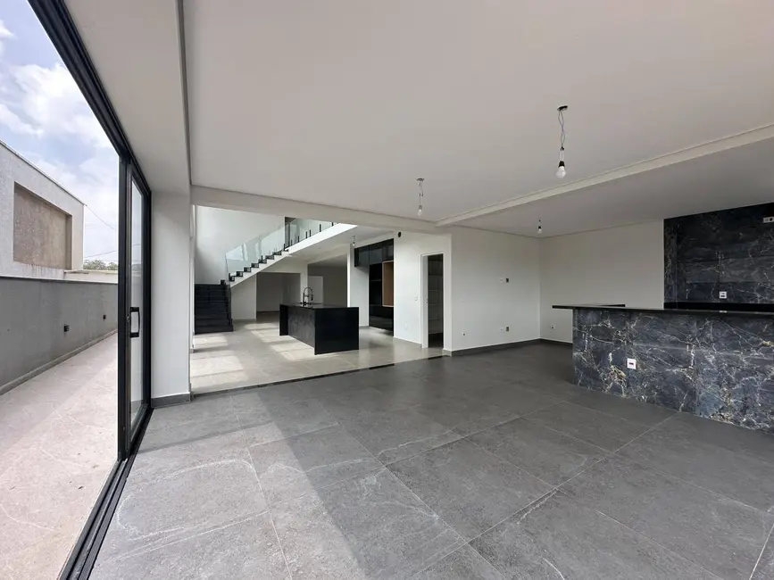 Foto 5 de Casa de Condomínio com 4 quartos à venda, 380m2 em Boa Vista, Atibaia - SP